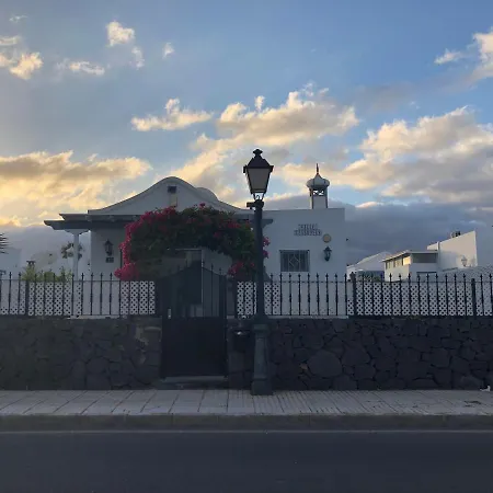 Villa Caserones Puerto del Carmen (Lanzarote)